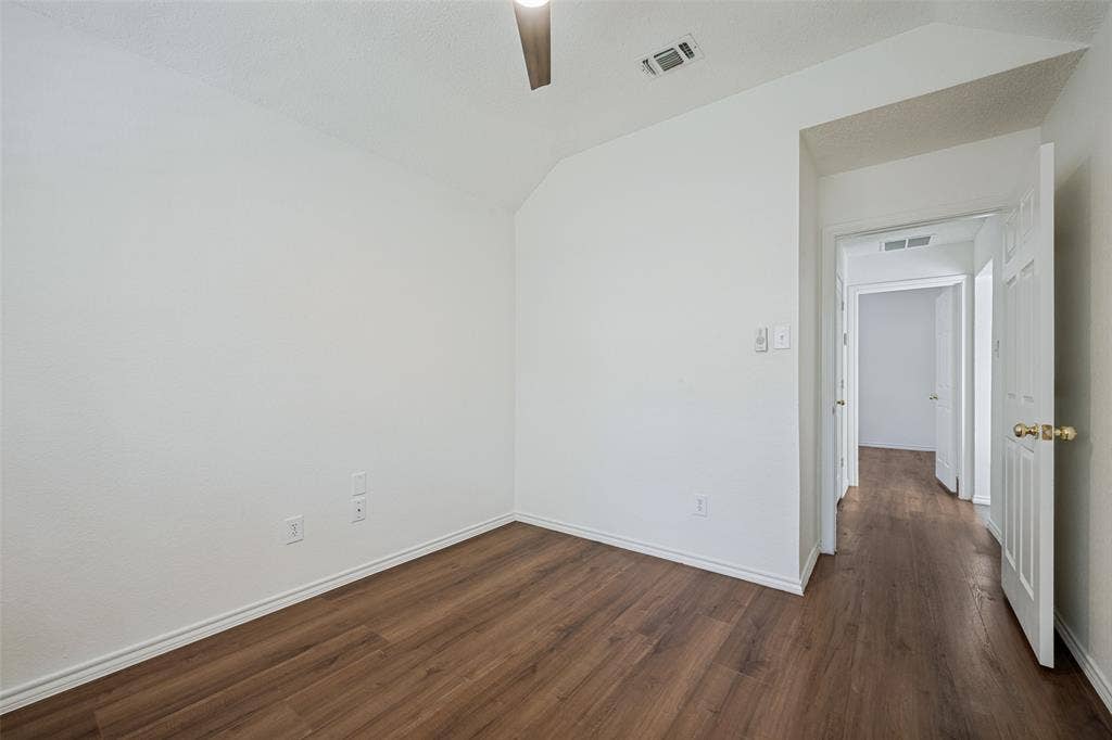 1521 Morrison Drive, Fort Worth, TX 76112