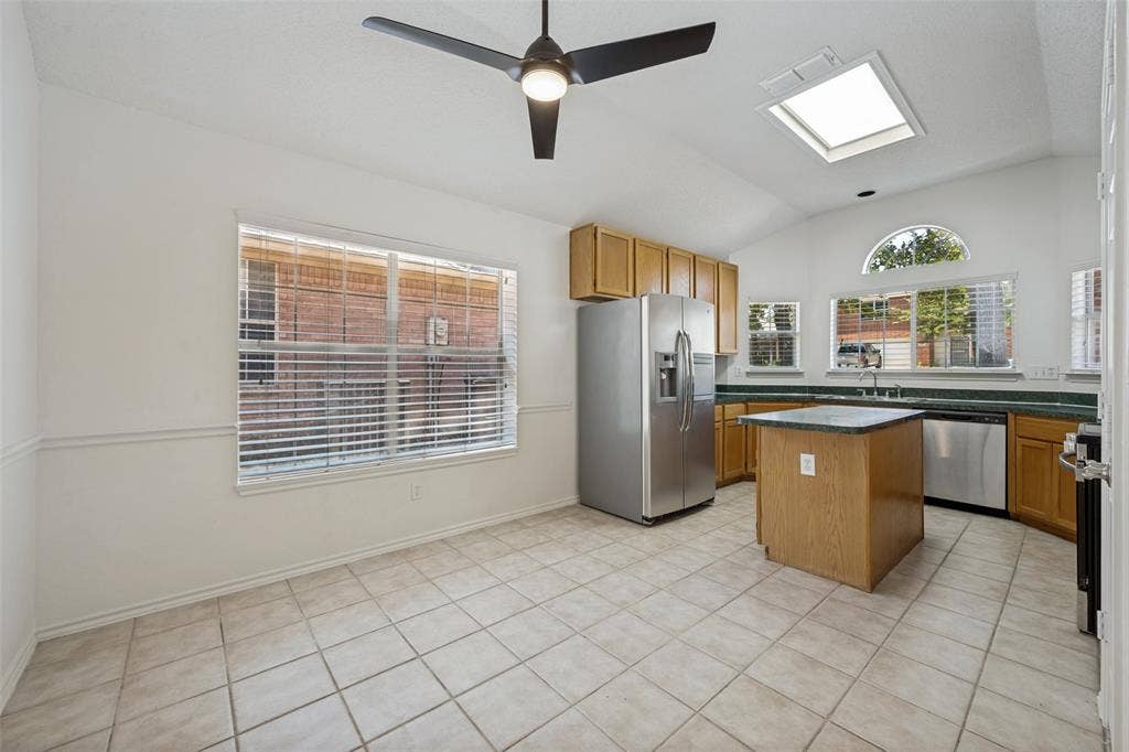 1521 Morrison Drive, Fort Worth, TX 76112