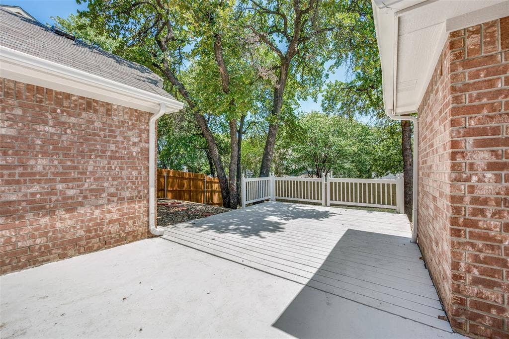 1521 Morrison Drive, Fort Worth, TX 76112