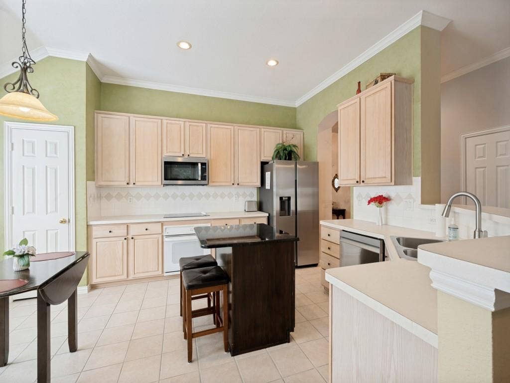 2006 Old York Drive, Keller, TX 76248 2006 Old York Drive, Keller, TX 76248