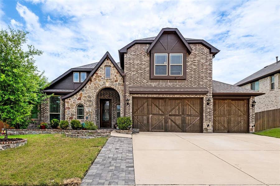 Property photo for 3204 Park Ridge Drive, Mesquite, TX