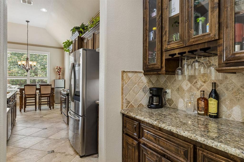 5600 Ridgepass Lane, McKinney, TX 75071 Butler's Pantry