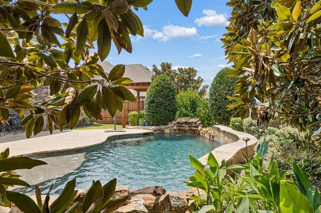 5600 Ridgepass Lane, McKinney, TX 75071 5600 Ridgepass Lane, McKinney, TX 75071