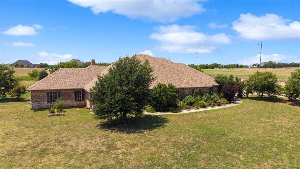 2113 S Coit Road, Celina, TX 75009 2113 S Coit Road, Celina, TX 75009