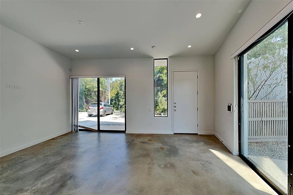 904 Blackland Court, Dallas, TX 75243 904 Blackland Court, Dallas, TX 75243
