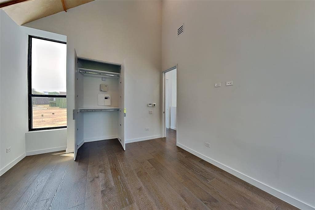 904 Blackland Court, Dallas, TX 75243 904 Blackland Court, Dallas, TX 75243