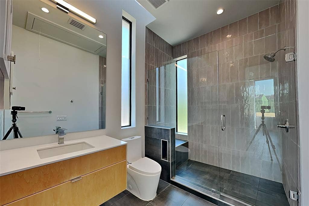 904 Blackland Court, Dallas, TX 75243 904 Blackland Court, Dallas, TX 75243