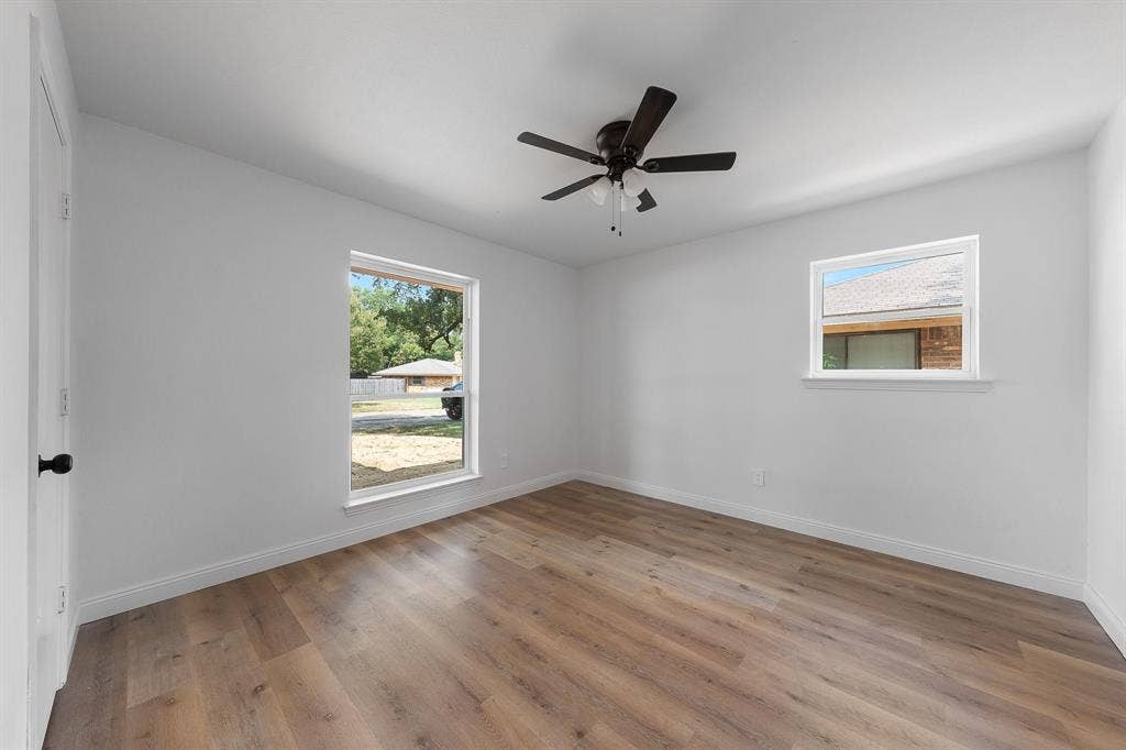 1815 Lakemont Drive, Arlington, TX 76013 1815 Lakemont Drive, Arlington, TX 76013