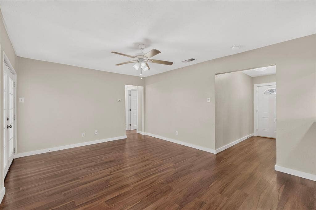 1717 Japonica Lane, Plano, TX 75074 1717 Japonica Lane, Plano, TX 75074