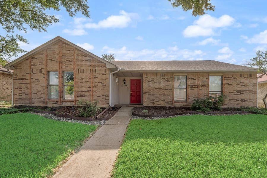 Property photo for 3225 Willowglen Drive, Mesquite, TX