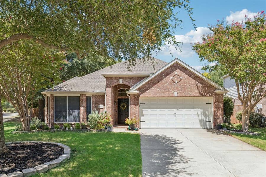 Property photo for 5912 Berkshire Road, McKinney, TX