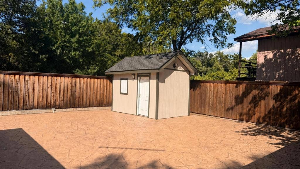 1917 Shady Glen Lane, Dallas, TX 75232 1917 Shady Glen Lane, Dallas, TX 75232
