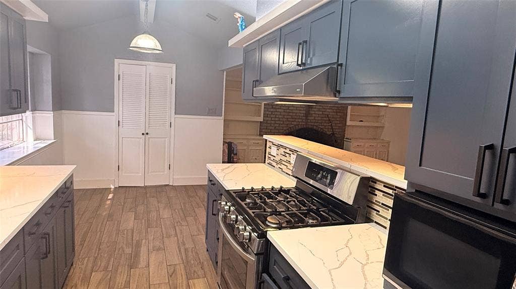 1917 Shady Glen Lane, Dallas, TX 75232 1917 Shady Glen Lane, Dallas, TX 75232