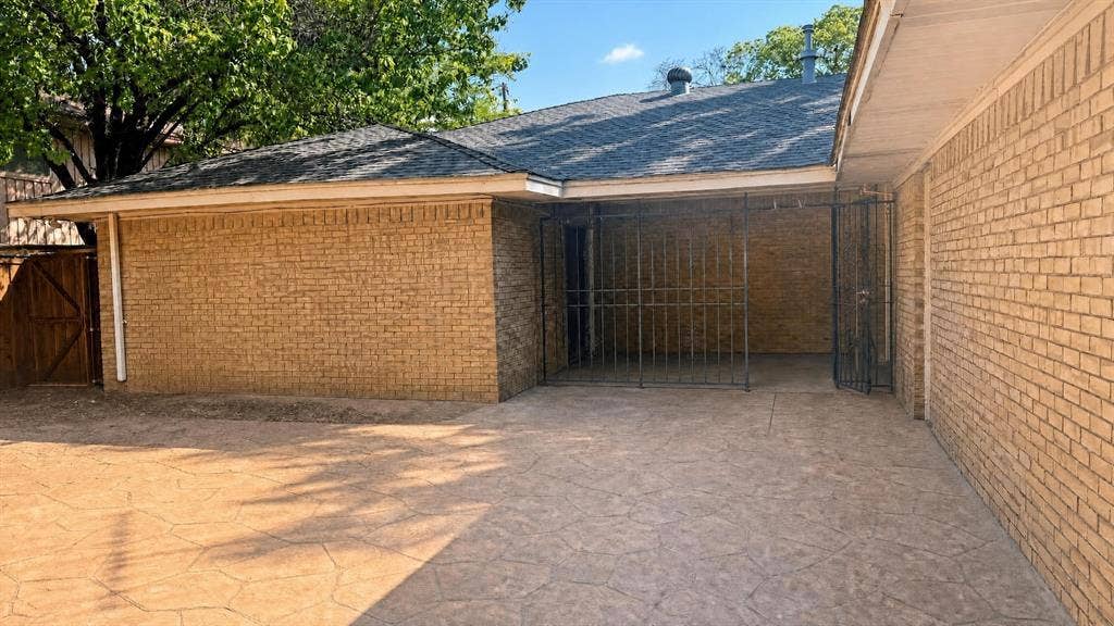 1917 Shady Glen Lane, Dallas, TX 75232 Virtually Enchanced