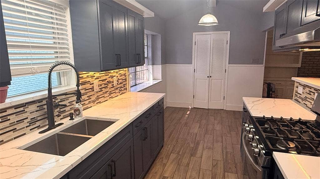 1917 Shady Glen Lane, Dallas, TX 75232 1917 Shady Glen Lane, Dallas, TX 75232