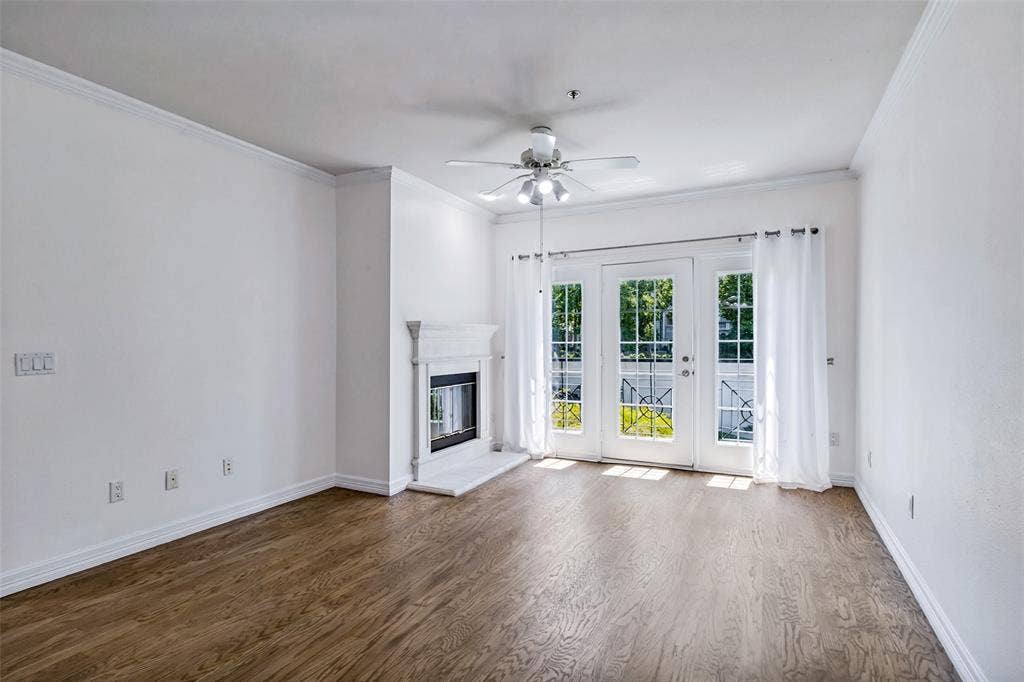 3400 Welborn Street, #318, Dallas, TX 75219 The Wyndemere - 3400 Welborn Street #318 - www.3400welborn318.com