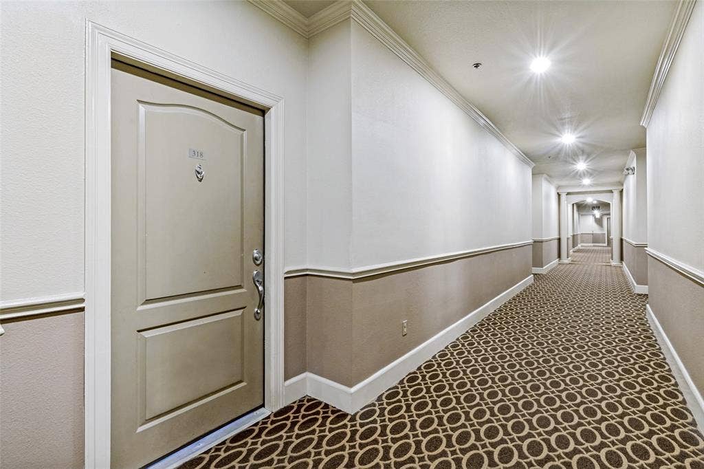 3400 Welborn Street, #318, Dallas, TX 75219 3400 Welborn Street #318 - www.3400Welborn304.com