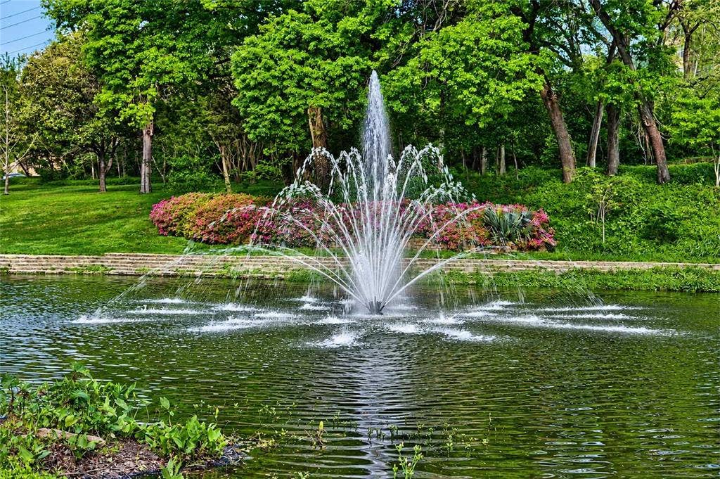 3400 Welborn Street, #318, Dallas, TX 75219 Turtle Creek & Turtle Creek Park - Walking distance from The Wyndemere