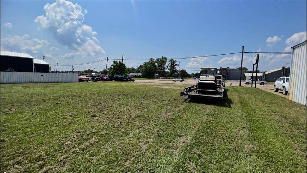 2618 W Main Street, Gun Barrel City, TX 75156 2618 W Main Street, Gun Barrel City, TX 75156