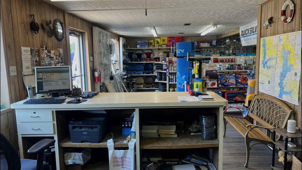 2618 W Main Street, Gun Barrel City, TX 75156 2618 W Main Street, Gun Barrel City, TX 75156
