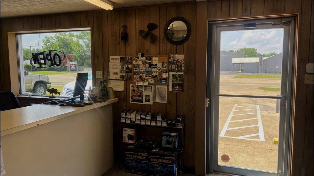 2618 W Main Street, Gun Barrel City, TX 75156 2618 W Main Street, Gun Barrel City, TX 75156