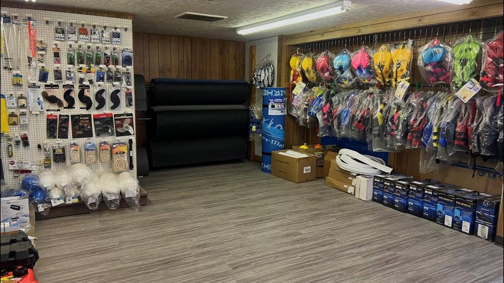 2618 W Main Street, Gun Barrel City, TX 75156 2618 W Main Street, Gun Barrel City, TX 75156