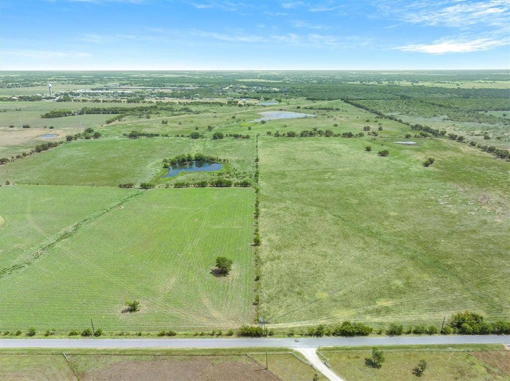 5030 N Fm 148, Crandall, TX 75114 5030 N Fm 148, Crandall, TX 75114