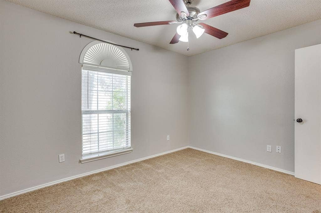 400 Bretts Way, Burleson, TX 76028 2nd bedroom