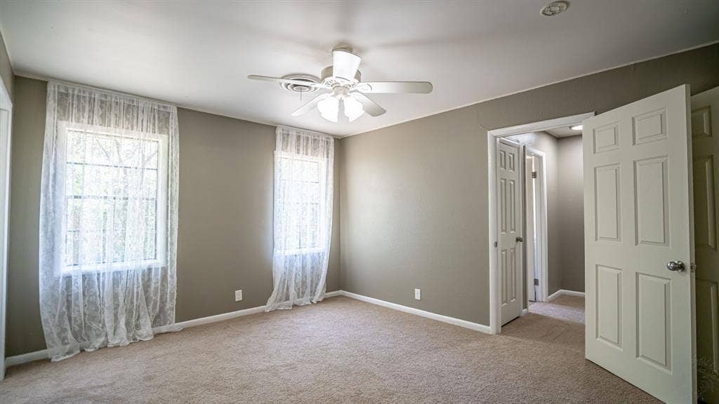 1110 Penrod Street, Granbury, TX 76048 1110 Penrod Street, Granbury, TX 76048