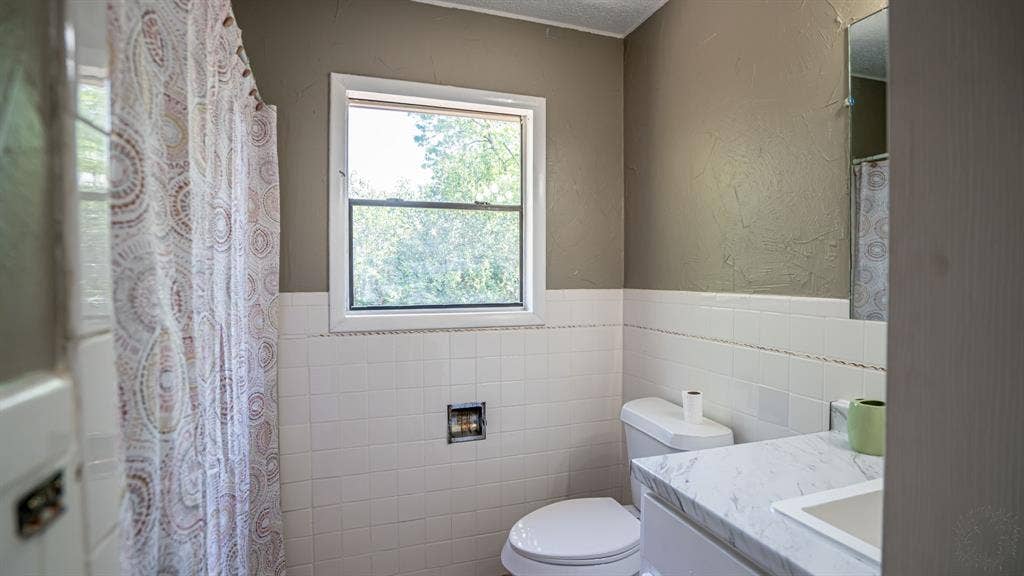 1110 Penrod Street, Granbury, TX 76048 1110 Penrod Street, Granbury, TX 76048