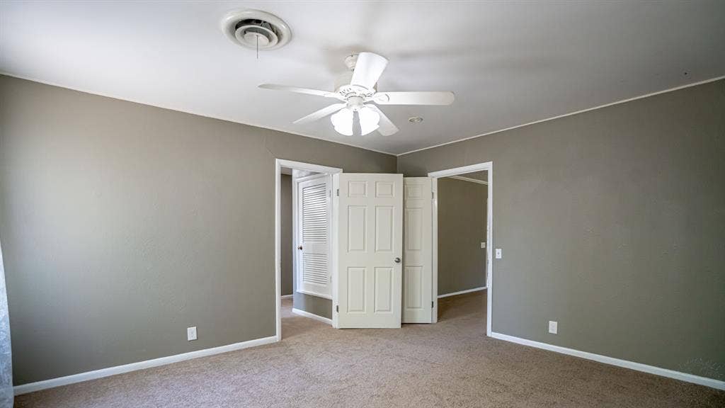 1110 Penrod Street, Granbury, TX 76048 Bedroom
