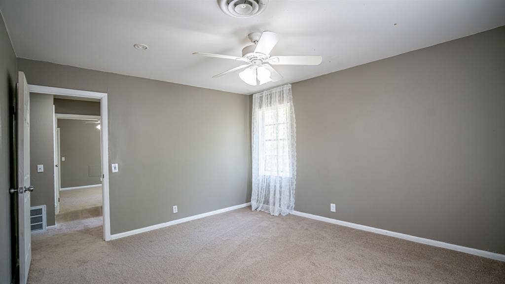 1110 Penrod Street, Granbury, TX 76048 1110 Penrod Street, Granbury, TX 76048