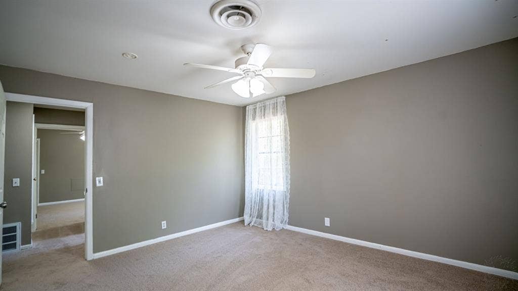 1110 Penrod Street, Granbury, TX 76048 1110 Penrod Street, Granbury, TX 76048