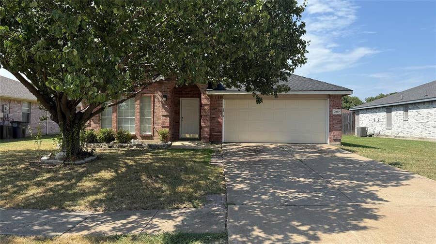 Property photo for 207 Lake Wichita Drive, Wylie, TX