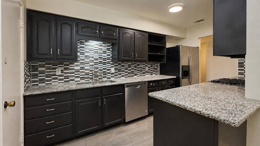 Property photo for 809 Memorial Drive, Wylie, TX