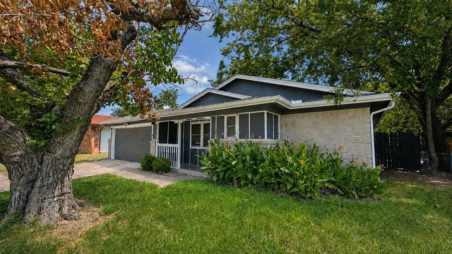 Property photo for 809 Memorial Drive, Wylie, TX