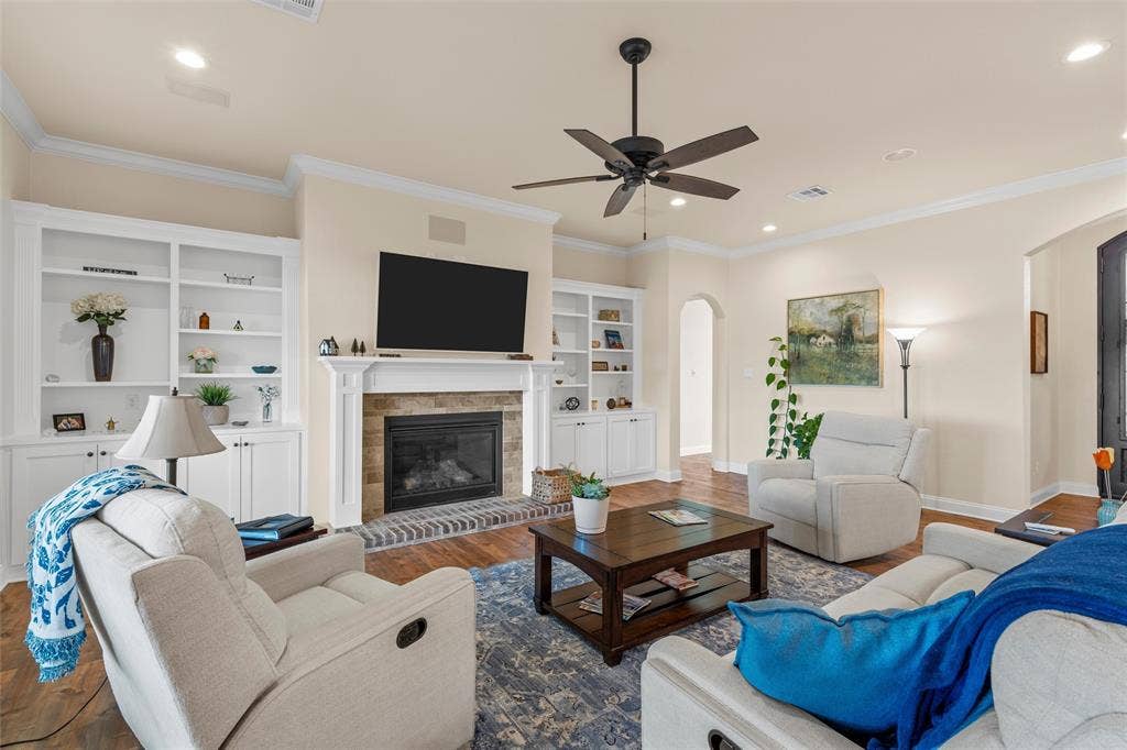 8305 Jonquil Drive, Waco, TX 76708 8305 Jonquil Drive, Waco, TX 76708