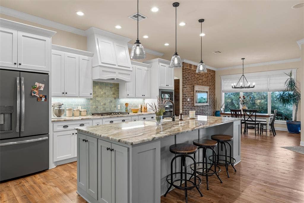 8305 Jonquil Drive, Waco, TX 76708 8305 Jonquil Drive, Waco, TX 76708
