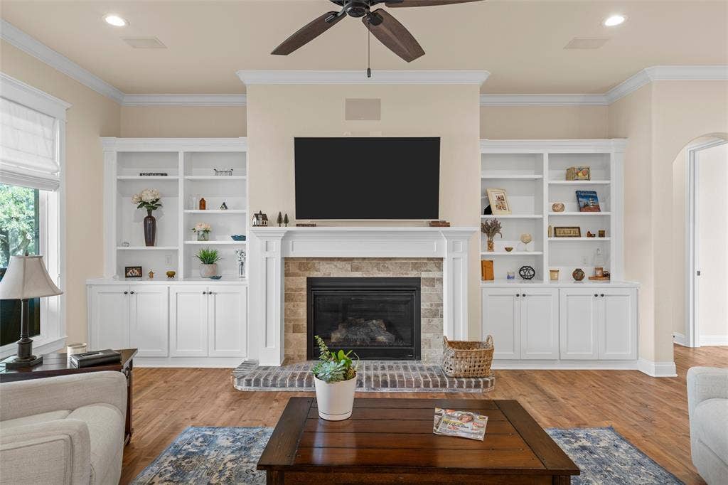 8305 Jonquil Drive, Waco, TX 76708 8305 Jonquil Drive, Waco, TX 76708