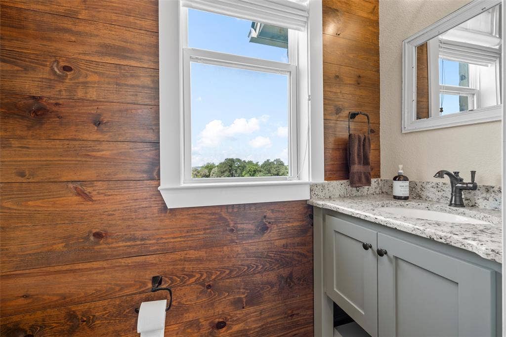 8305 Jonquil Drive, Waco, TX 76708 8305 Jonquil Drive, Waco, TX 76708