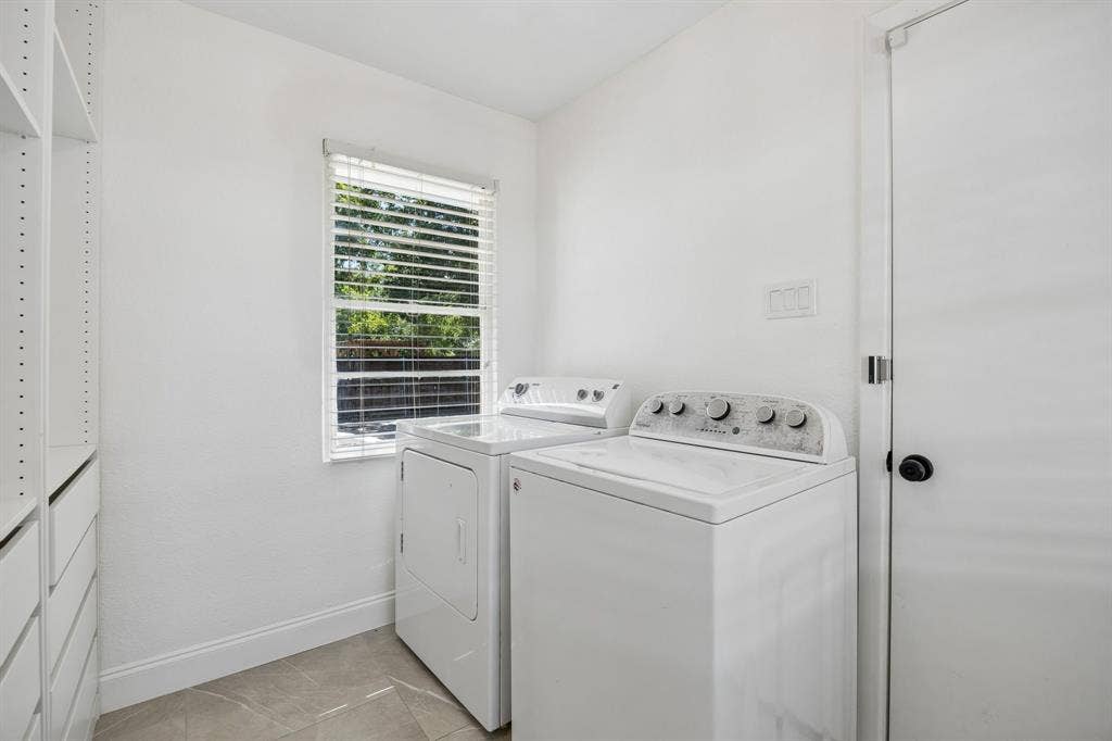 7223 Edgerton Drive, Dallas, TX 75231 7223 Edgerton Drive, Dallas, TX 75231