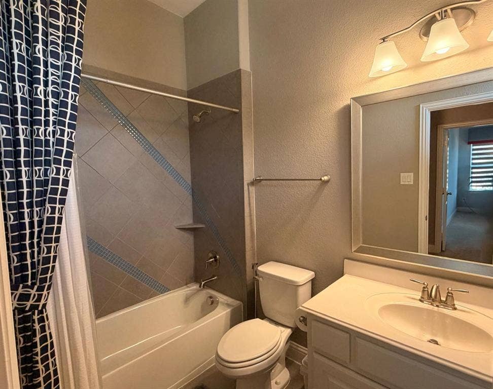6133 Claridge Lane, Frisco, TX 75035 6133 Claridge Lane, Frisco, TX 75035