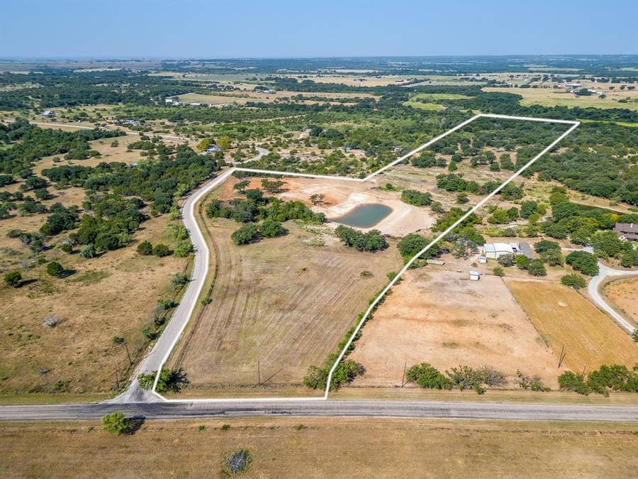 Property photo for 7930 Boswell Court, Lipan, TX