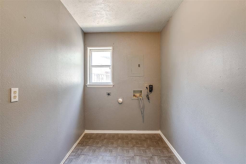 2617 Magnolia Drive, Irving, TX 75062