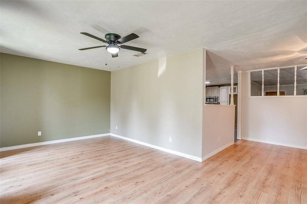 2617 Magnolia Drive, Irving, TX 75062