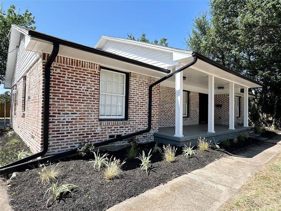 Property photo for 1814 Walnut Avenue, Carrollton, TX