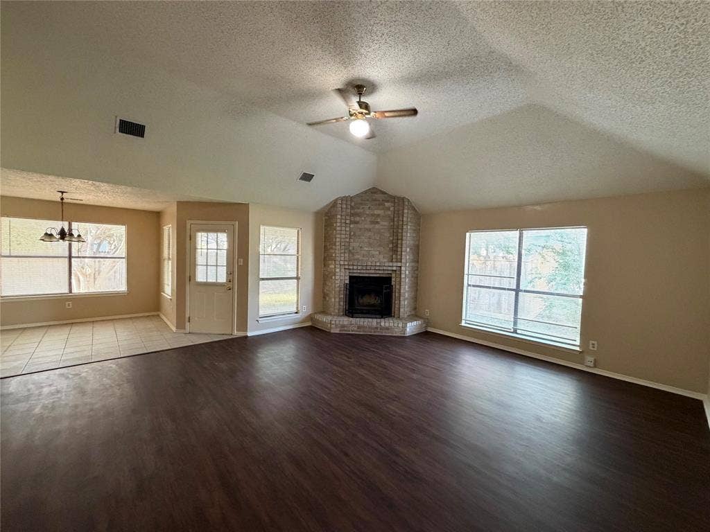 1221 Castleman Drive, Cedar Hill, TX 75104 1221 Castleman Drive, Cedar Hill, TX 75104
