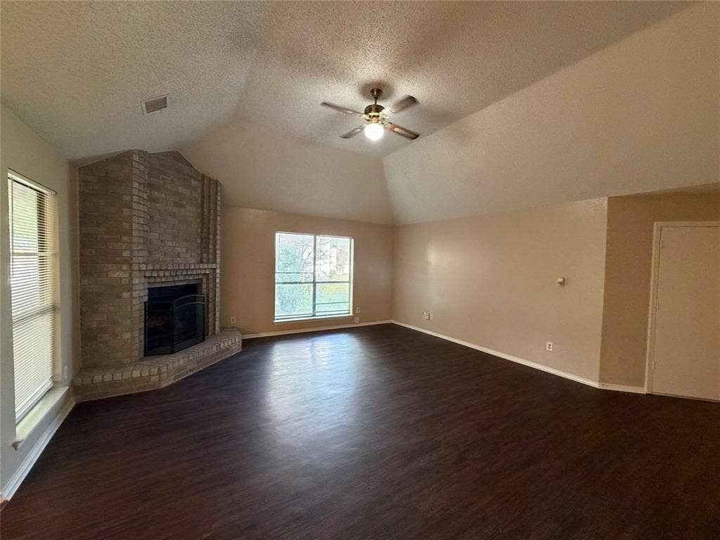 1221 Castleman Drive, Cedar Hill, TX 75104 1221 Castleman Drive, Cedar Hill, TX 75104