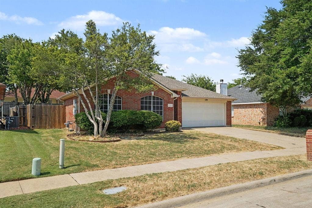 1010 Barkridge Drive, McKinney, TX 75069 1010 Barkridge Drive, McKinney, TX 75069