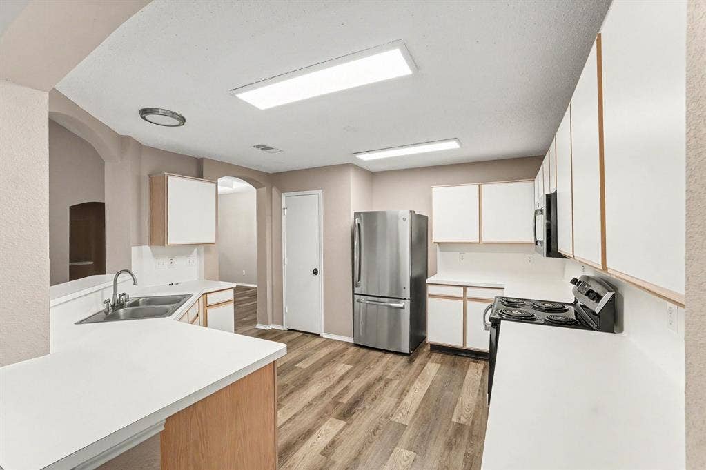 1010 Barkridge Drive, McKinney, TX 75069 1010 Barkridge Drive, McKinney, TX 75069